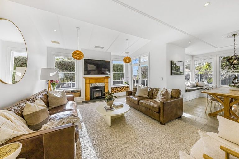 Photo of property in 65a Kowhai Road, Mairangi Bay, Auckland, 0630