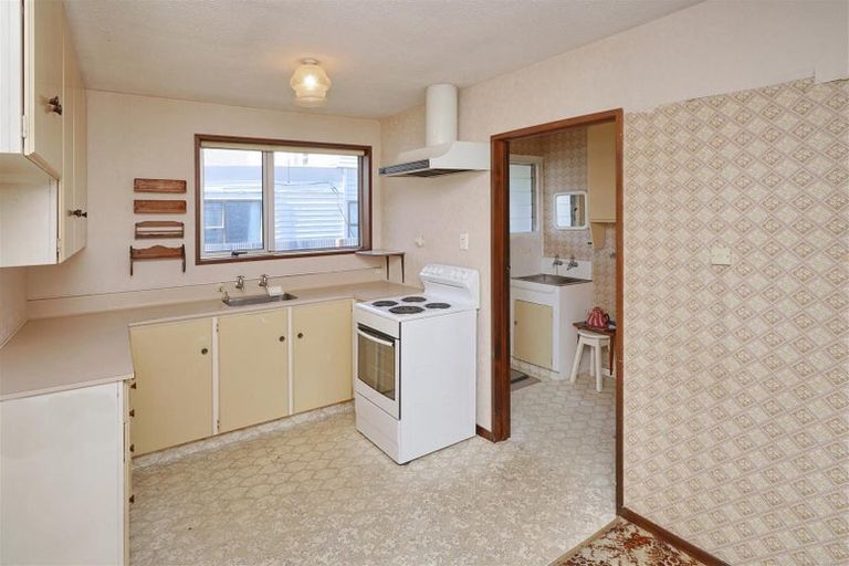 Photo of property in 2/343 Hereford Street, Linwood, Christchurch, 8011