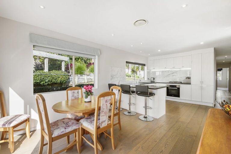 Photo of property in 7 Bushglen Court, Browns Bay, Auckland, 0630