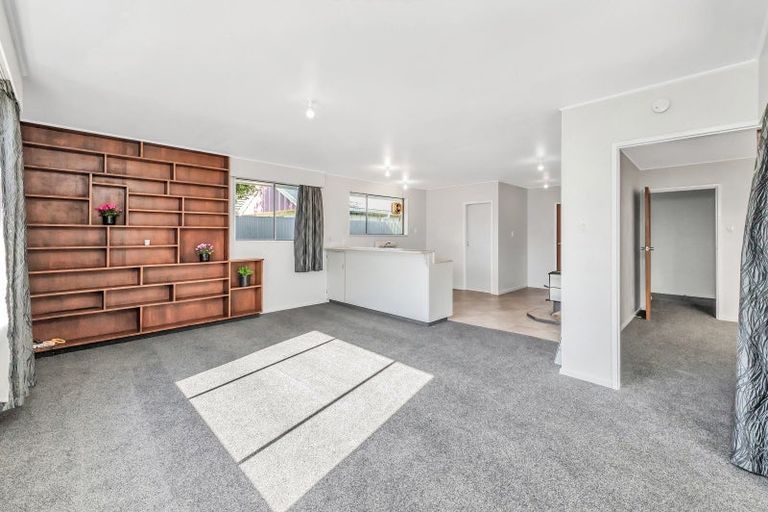 Photo of property in 8 Coates Place, Rangiora, 7400