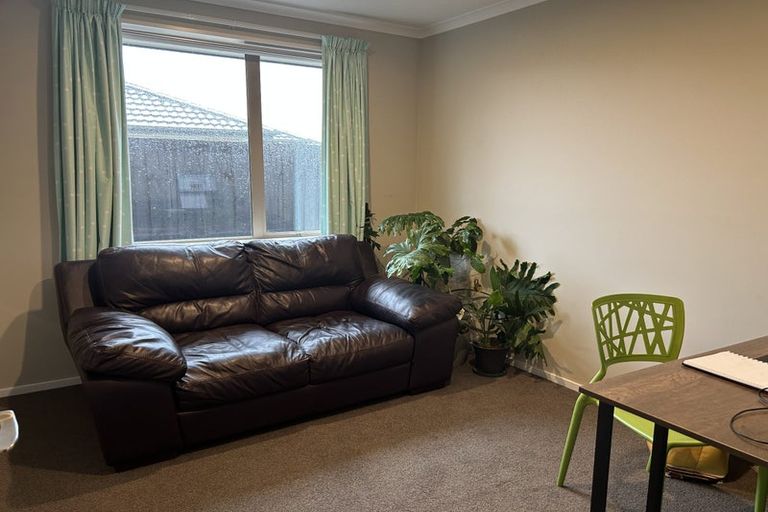 Photo of property in 10 Marble Court, Rolleston, 7614