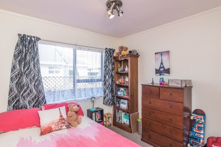 Photo of property in 43b Kapiti Road, Paraparaumu, 5032