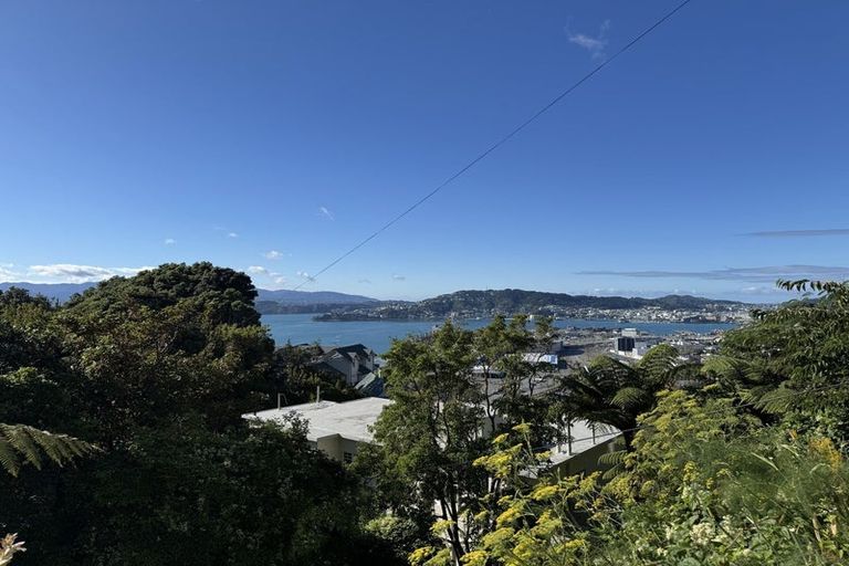 Photo of property in 51f2 Barnard Street, Wadestown, Wellington, 6012