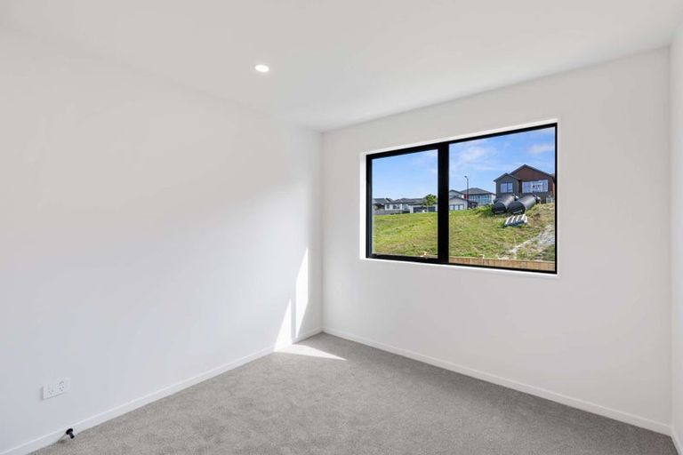 Photo of property in 20a Makomako Drive, Orewa, 0931