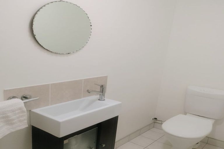 Photo of property in 7/26 West Quay, Ahuriri, Napier, 4110