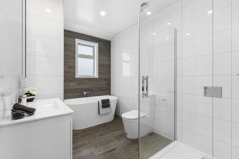 Photo of property in 24a Kauri Street, Taradale, Napier, 4112