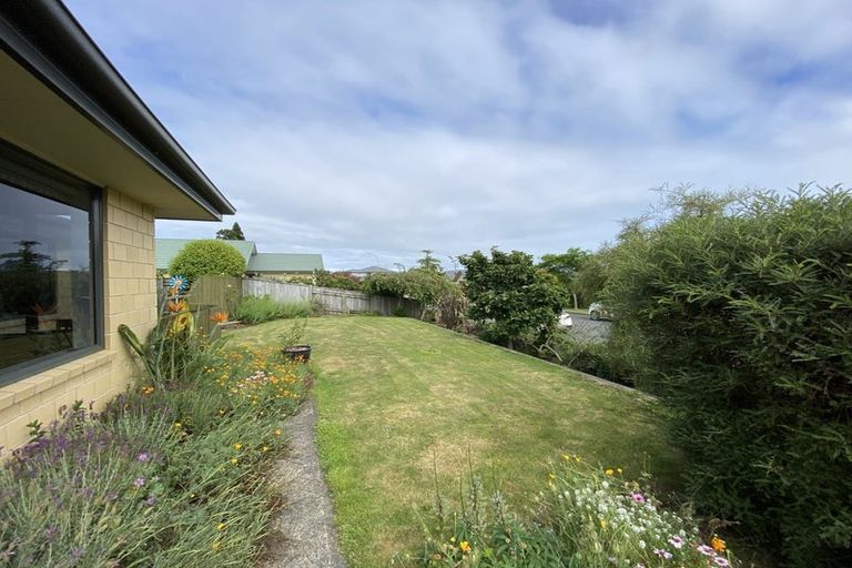 Photo of property in 15 Kingsford Drive, Stoke, Nelson, 7011