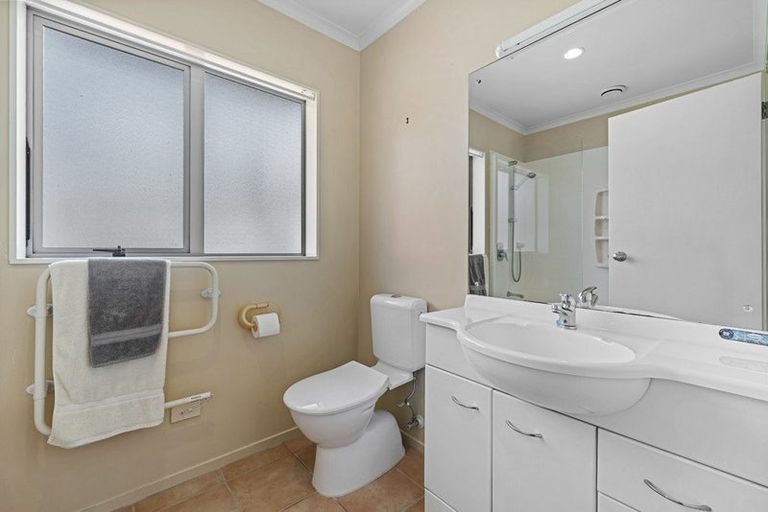 Photo of property in 12 Richfield Crescent, Westgate, Auckland, 0614