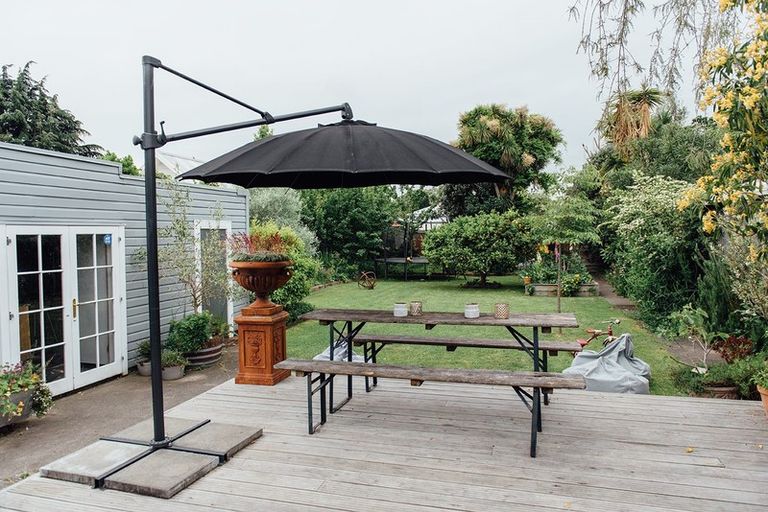 Photo of property in 53 Vigor Brown Street, Napier South, Napier, 4110