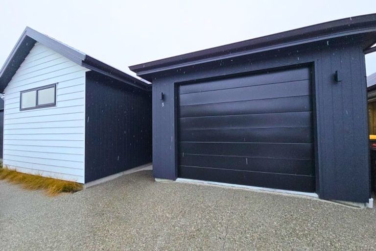 Photo of property in 5 Waterfowl Road, Jacks Point, 9371