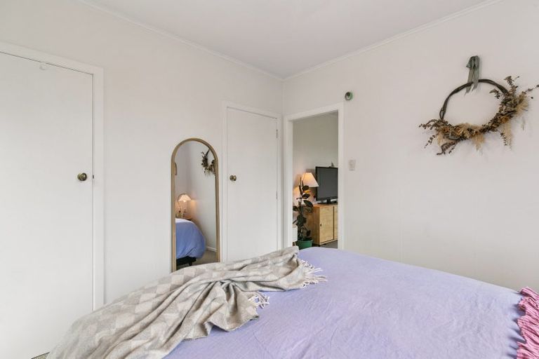 Photo of property in 3/8 Mataroa Avenue, Northland, Wellington, 6012