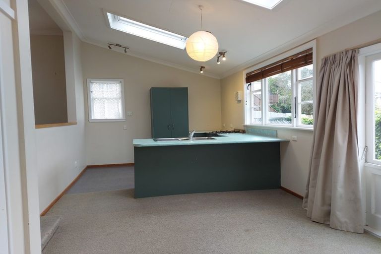 Photo of property in 126 Daniell Street, Newtown, Wellington, 6021
