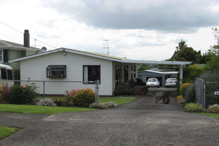 Photo of property in 44 Mcintyre Road, Mangere Bridge, Auckland, 2022