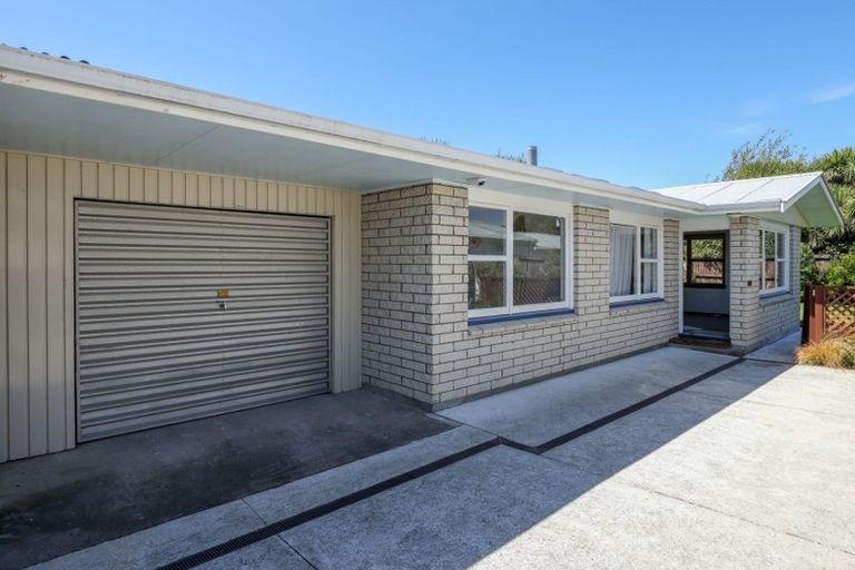 Photo of property in 2/268 Westminster Street, Mairehau, Christchurch, 8013