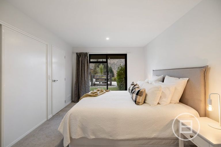 Photo of property in 3 Phoenix Lane, Arthurs Point, Queenstown, 9371