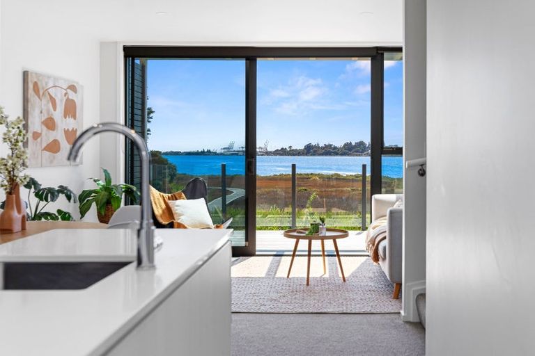 Photo of property in 9/29 Montgomery Road, Judea, Tauranga, 3110