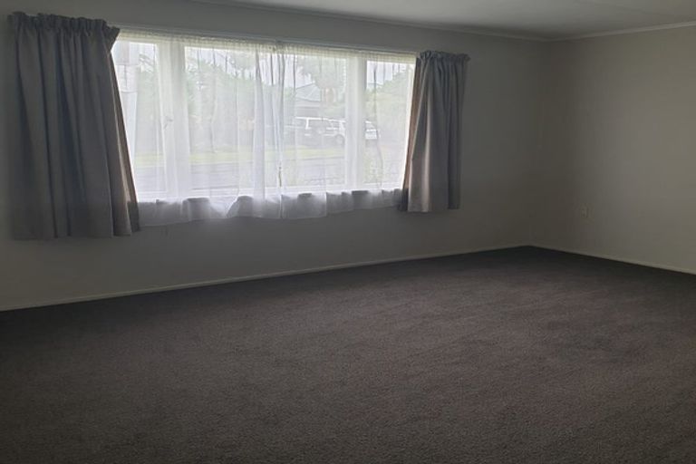 Photo of property in 22 Paerata Road, Pukekohe, 2120