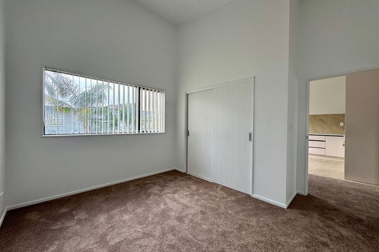 Photo of property in 86 Priestley Drive, Bucklands Beach, Auckland, 2014