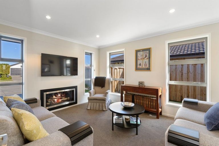 Photo of property in 32 Parklea Avenue, Halswell, Christchurch, 8025