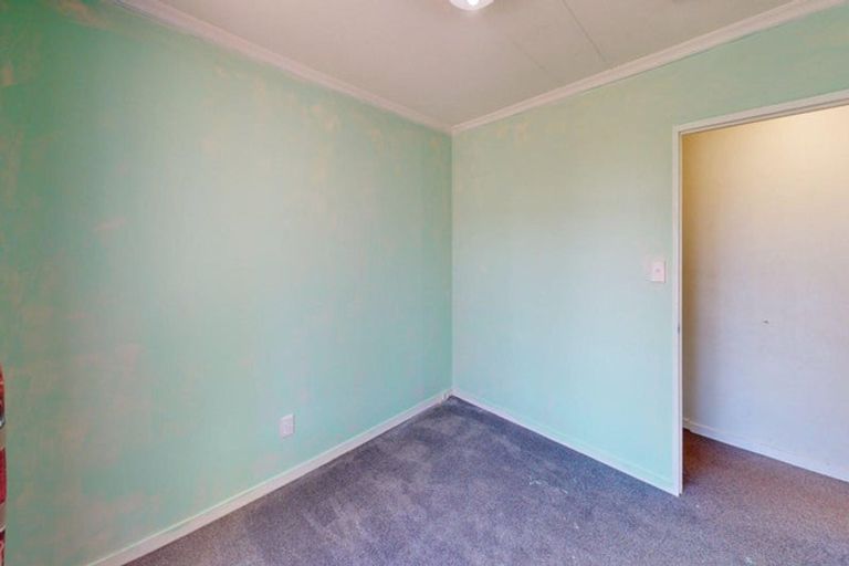 Photo of property in 39 Robinson Crescent, Westbrook, Palmerston North, 4412