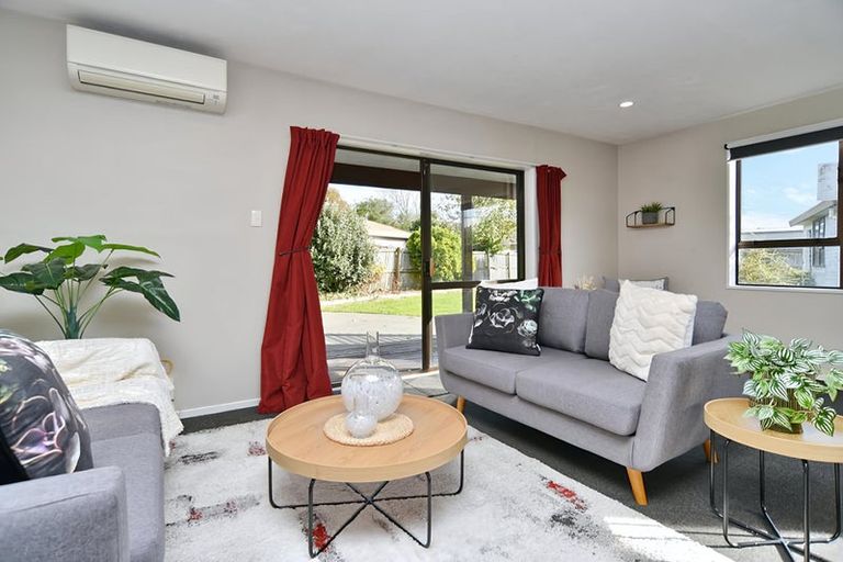 Photo of property in 31 Tyrone Street, Belfast, Christchurch, 8051