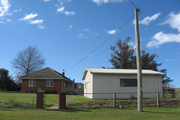 Photo of property in 36 Tamumu Road, Waipawa, 4210