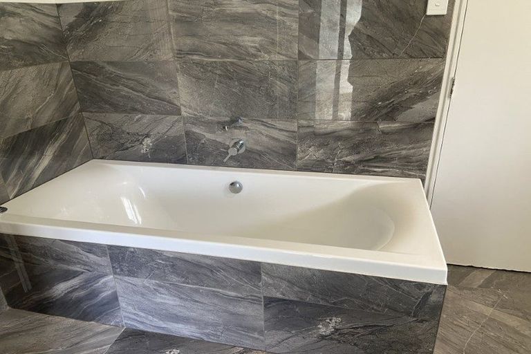 Photo of property in 10 Rondane Place, Tirohanga, Lower Hutt, 5010