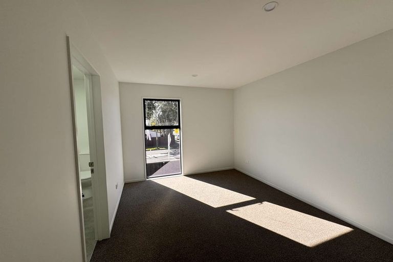 Photo of property in 2/504 Armagh Street, Linwood, Christchurch, 8011