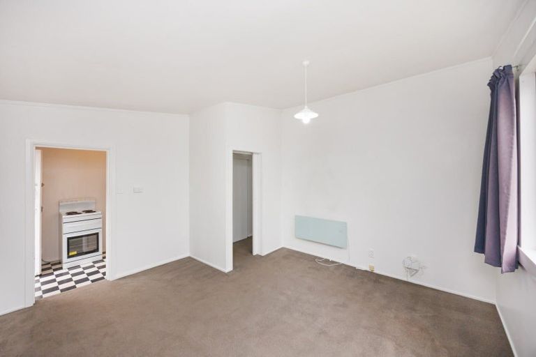 Photo of property in 8 Rolleston Street, Hokowhitu, Palmerston North, 4410