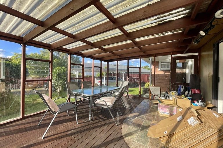 Photo of property in 2 Matuku Street, Heretaunga, Upper Hutt, 5018