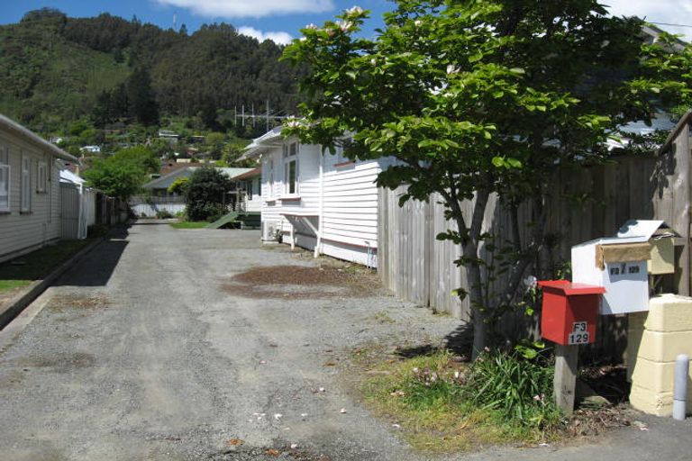 Photo of property in 129 Tipahi Street, Nelson South, Nelson, 7010