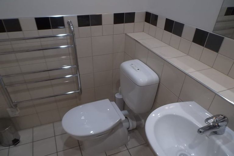 Photo of property in 153c Grant Road, Thorndon, Wellington, 6011