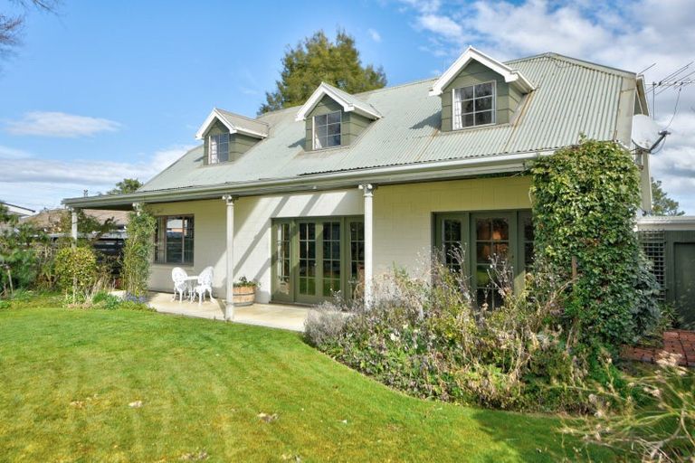 Photo of property in 1 Aranui Place, Gore, 9710