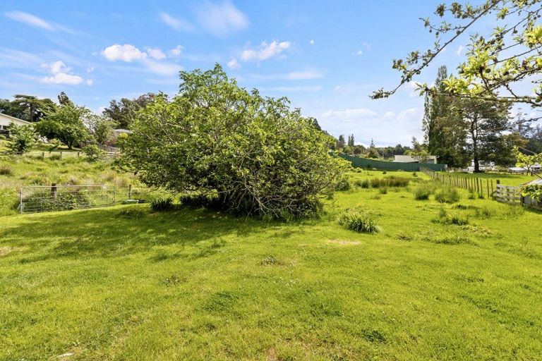Photo of property in 30 Milne Street, Hunterville, 4730