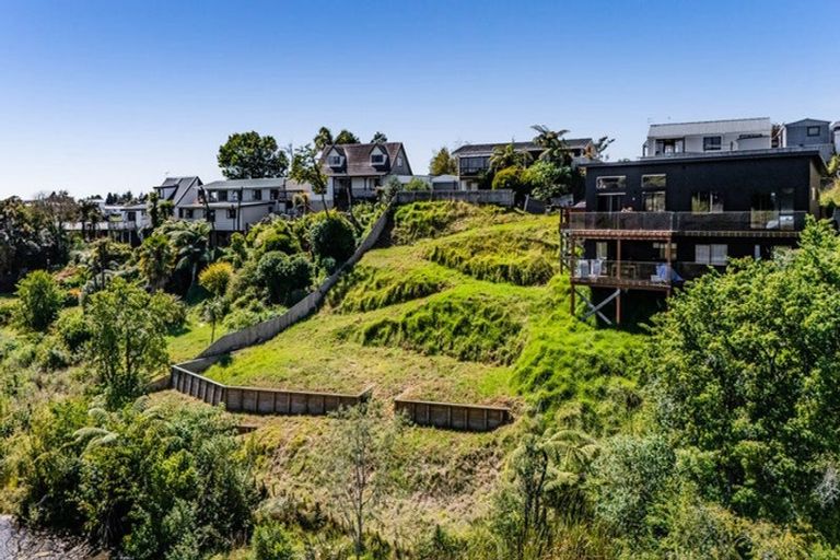 Photo of property in 63b Heta Road, Highlands Park, New Plymouth, 4312