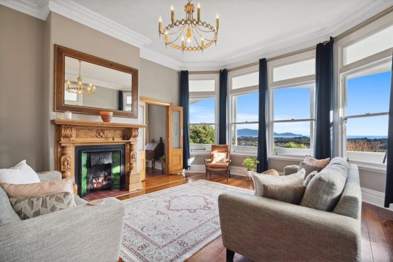 Photo of property in 14 Kea Street, Waikanae, 5036