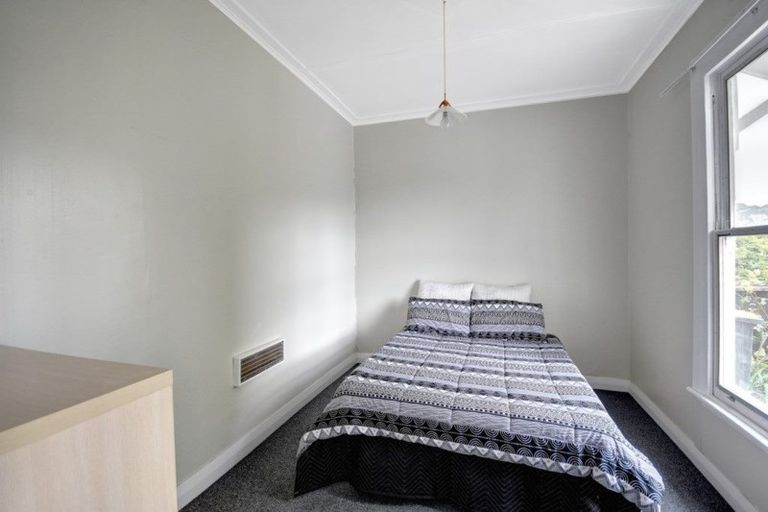 Photo of property in 23 Kaikorai Valley Road, Kaikorai, Dunedin, 9010