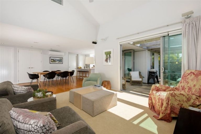 Photo of property in 14 Tay Street, Mount Maunganui, 3116