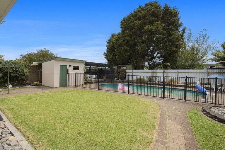 Photo of property in 19 Beazley Crescent, Tikipunga, Whangarei, 0112