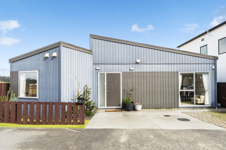 Photo of property in 103 Waekahu Road, Westgate, Auckland, 0814