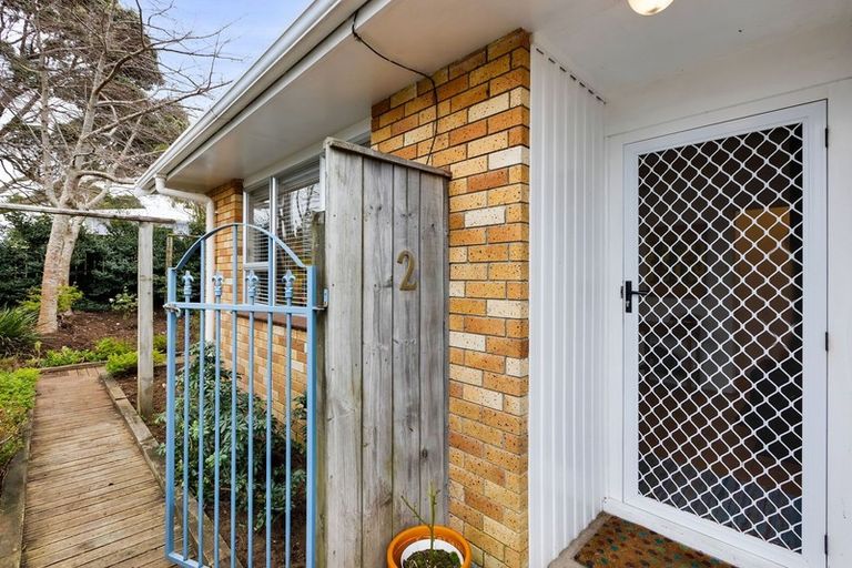 Photo of property in 2/6 Hood Place, Spotswood, New Plymouth, 4310