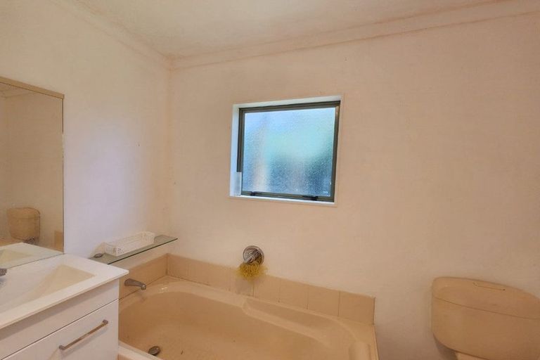 Photo of property in 19a Kayes Road, Pukekohe, 2120