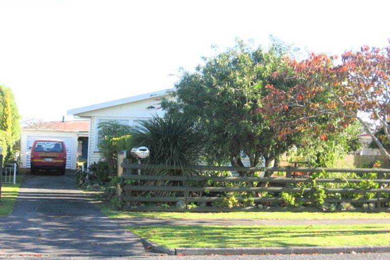 Photo of property in 79 Friedlanders Road, Manurewa, Auckland, 2102