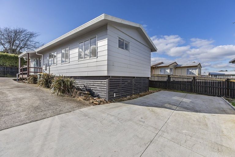 Photo of property in 103 Flat Bush Road, Clover Park, Auckland, 2023