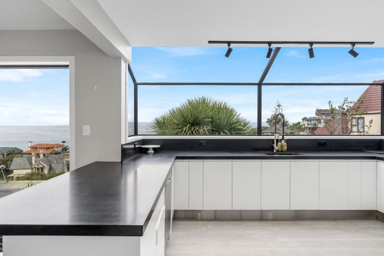 Photo of property in 66 Cliffs Road, Saint Clair, Dunedin, 9012