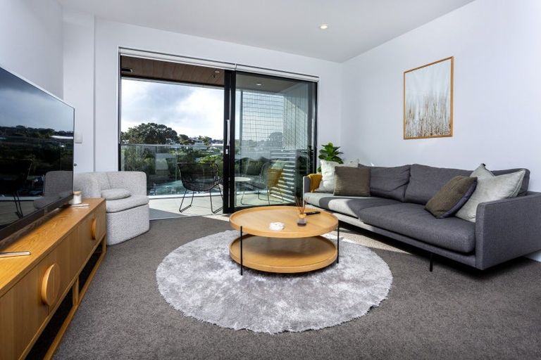 Photo of property in The Victor, 403/4 Bute Road, Browns Bay, Auckland, 0630