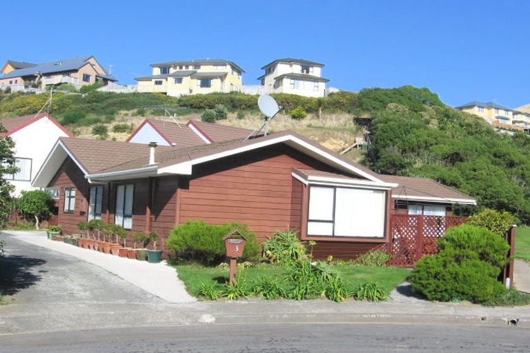 Photo of property in 3 Flinders Place, Johnsonville, Wellington, 6037