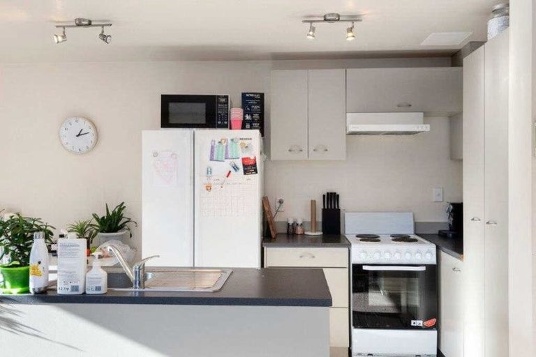 Photo of property in 49 Matipo Street, Riccarton, Christchurch, 8041