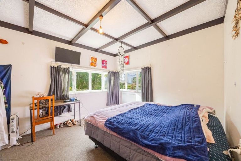 Photo of property in 7 Charlotte Street, Takapau, 4203