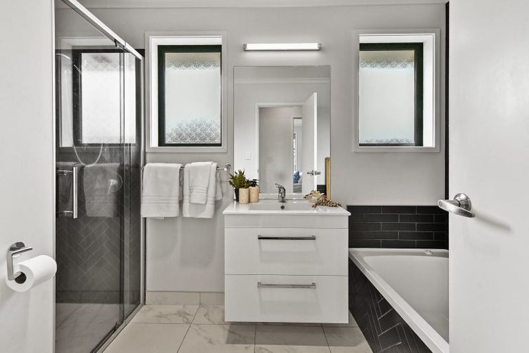 Photo of property in 9 Edward Pope Lane, Pokeno, 2402